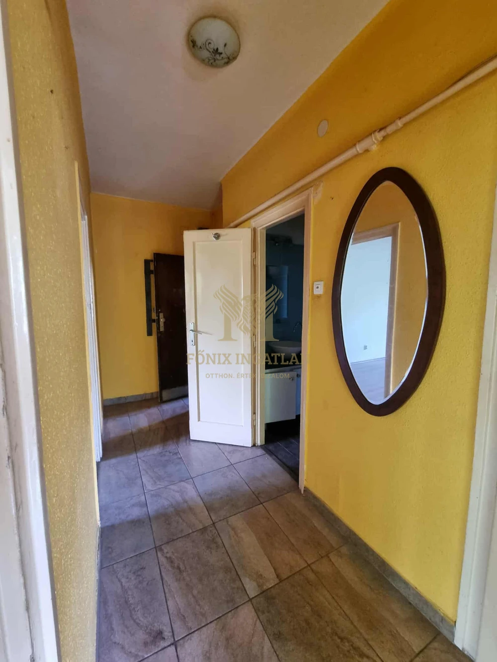 Kiváló elrendezésű, felújítandó lakás eladó  a Szent Imre utcában