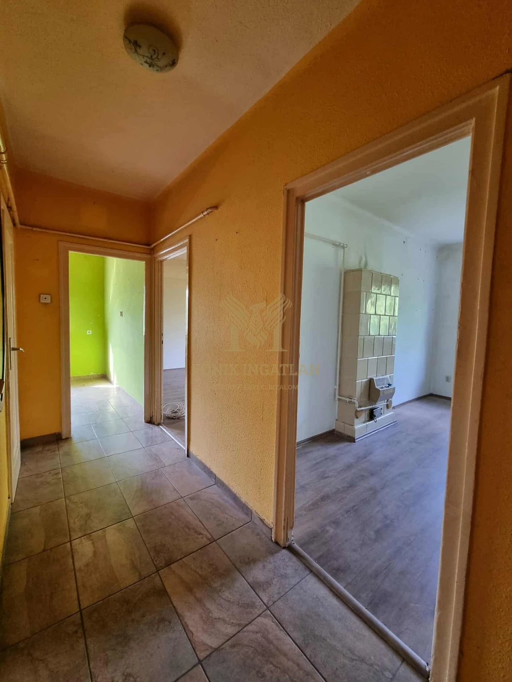 Kiváló elrendezésű, felújítandó lakás eladó  a Szent Imre utcában