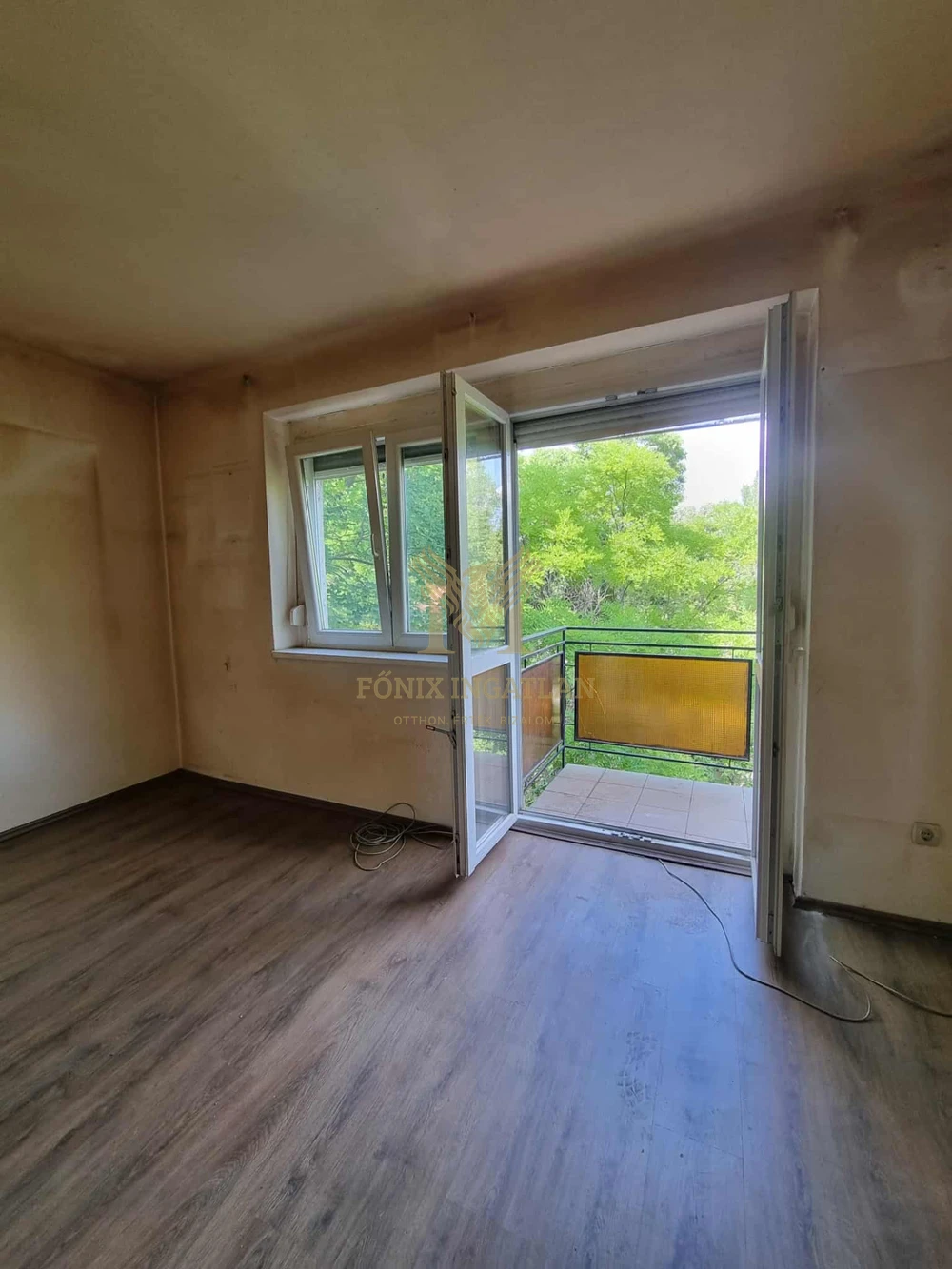 Kiváló elrendezésű, felújítandó lakás eladó  a Szent Imre utcában