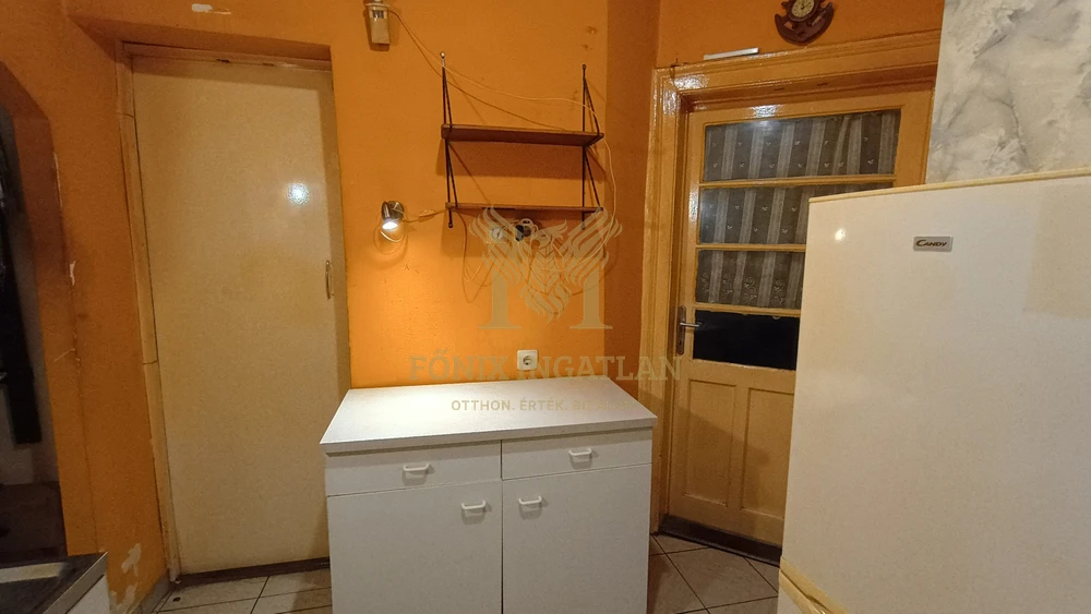 FELÚJÍTANDÓ lakás a IV. kerületben az Attila utcában