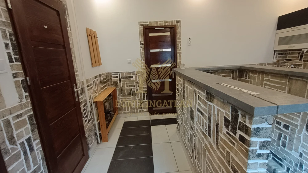 KÜLÖNLEGESSÉG  a IV. kerületben: az Attila utcában