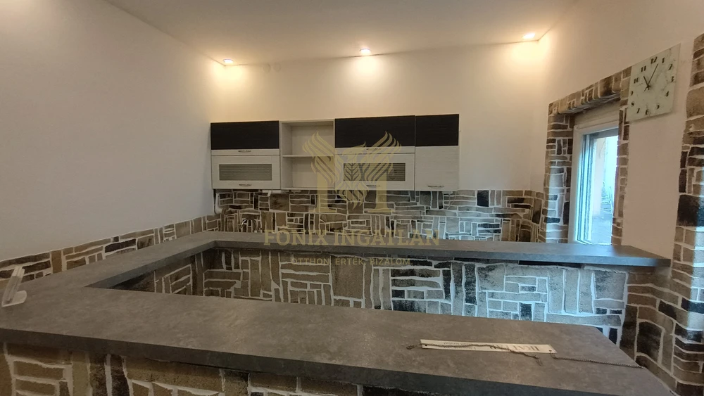 KÜLÖNLEGESSÉG  a IV. kerületben: az Attila utcában