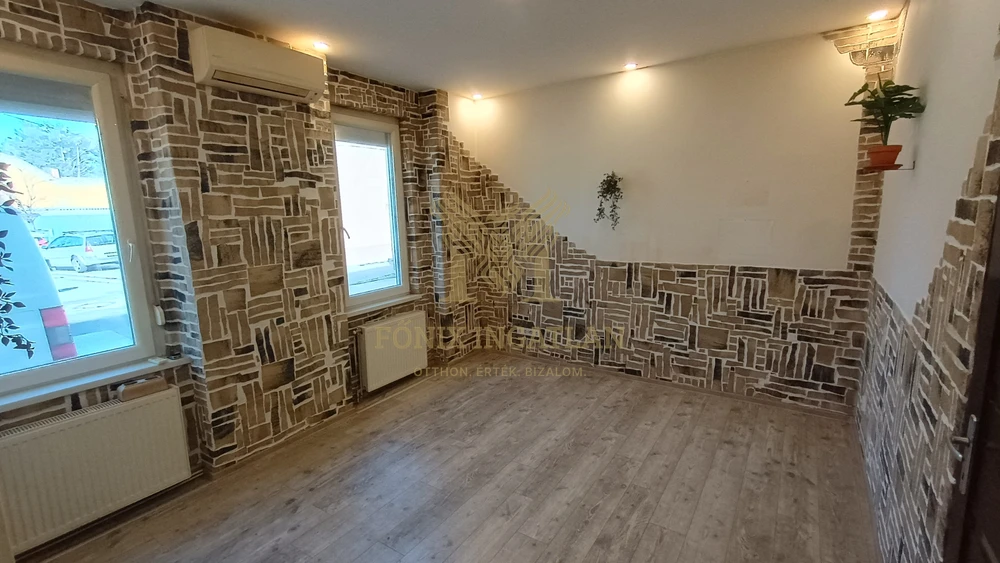 KÜLÖNLEGESSÉG  a IV. kerületben: az Attila utcában