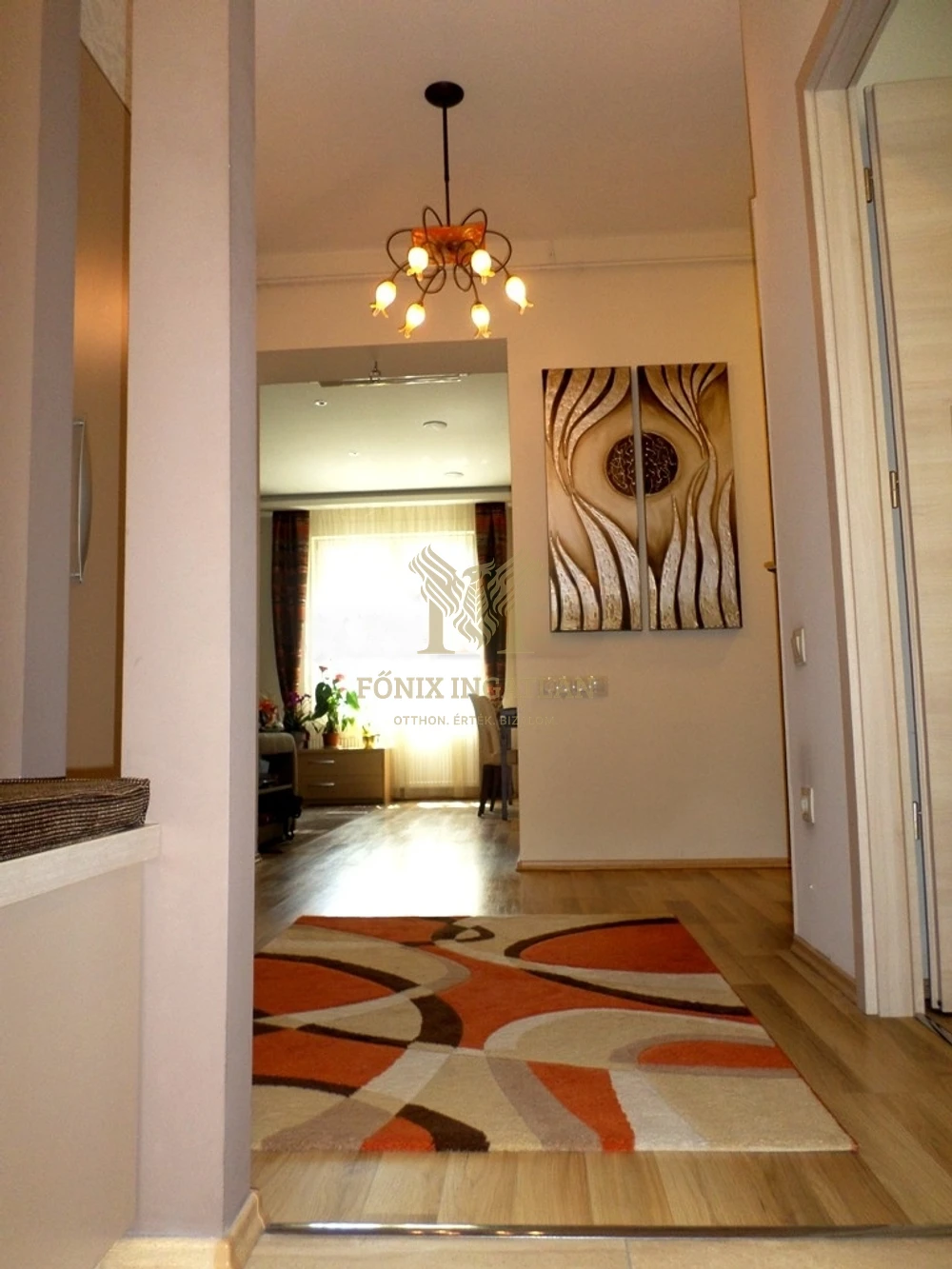 Duplakomfortos, modern, felújított lakás Angyalöld szívében