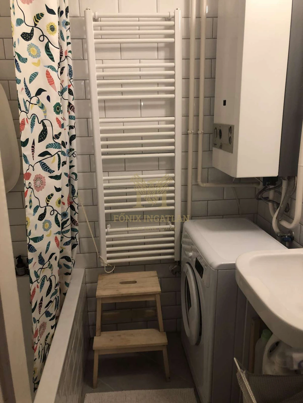 ELADÓ lakás Vácon fiatal pároknak, befektetőknek egyaránt