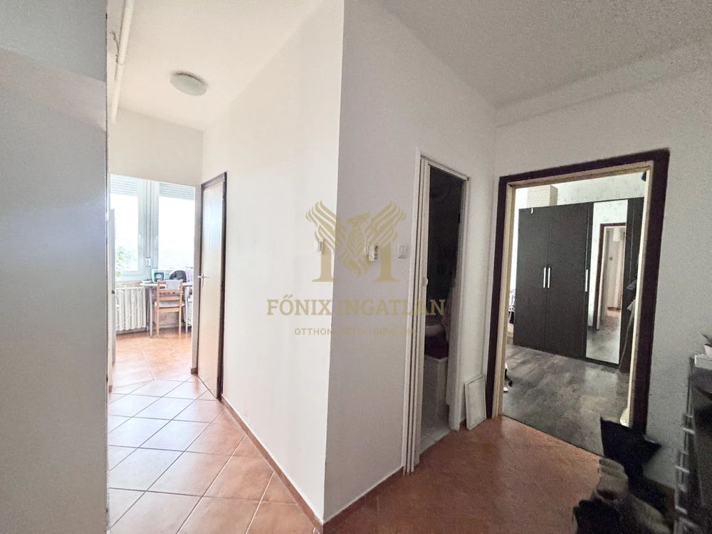 Erkélyes, parkra néző lakás – befektetésnek és otthonnak is tökéletes