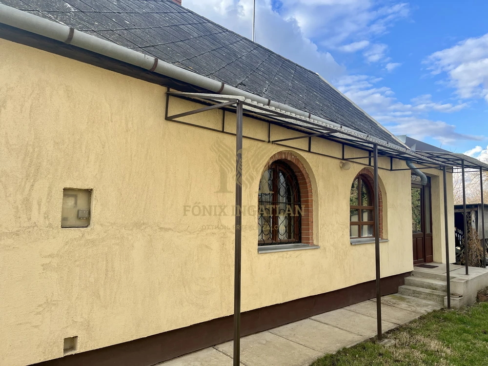 2900 m² lehetőség Hajdúszoboszlón – Két épülettel, gyümölcsfákkal, 33 méteres utcafronttal!