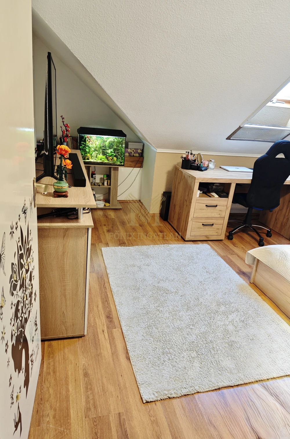 Ritka lehetőség Szigethalmon – rezsibarát, klímás, 3 szobás sorházi lakás - zsákutcában