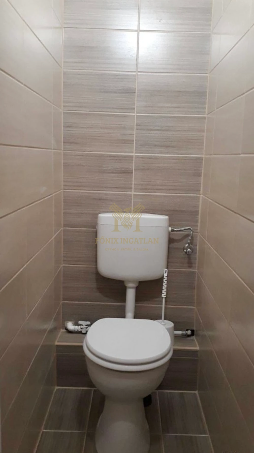 Költözz Deákvár központjába – kész otthon vár rád! 