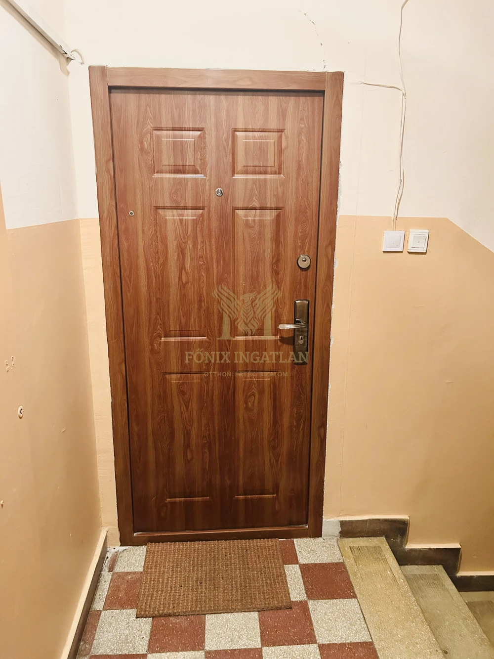 Költözz Deákvár központjába – kész otthon vár rád! 