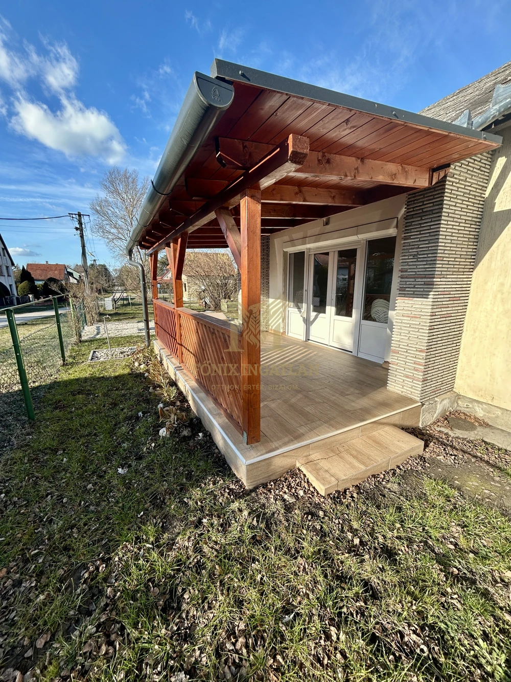 Felújított nyaraló eladó Fonyódligeten