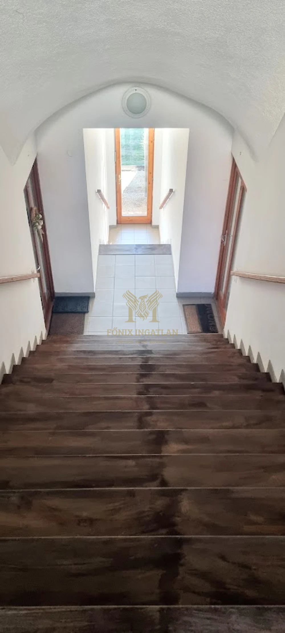 Hegyi Panoráma + Medence = Az Ön új otthona