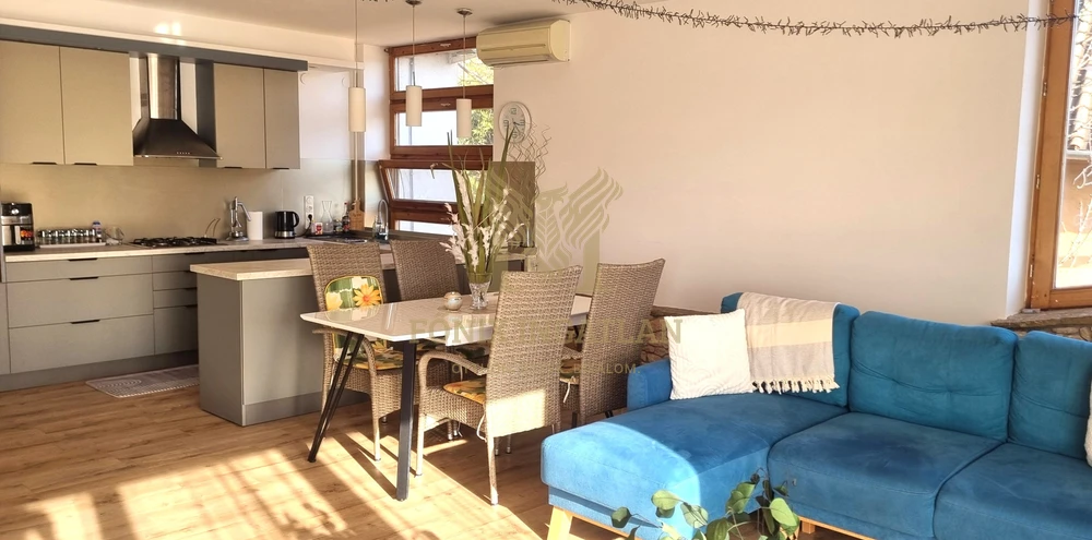 Hegyi Panoráma + Medence = Az Ön új otthona