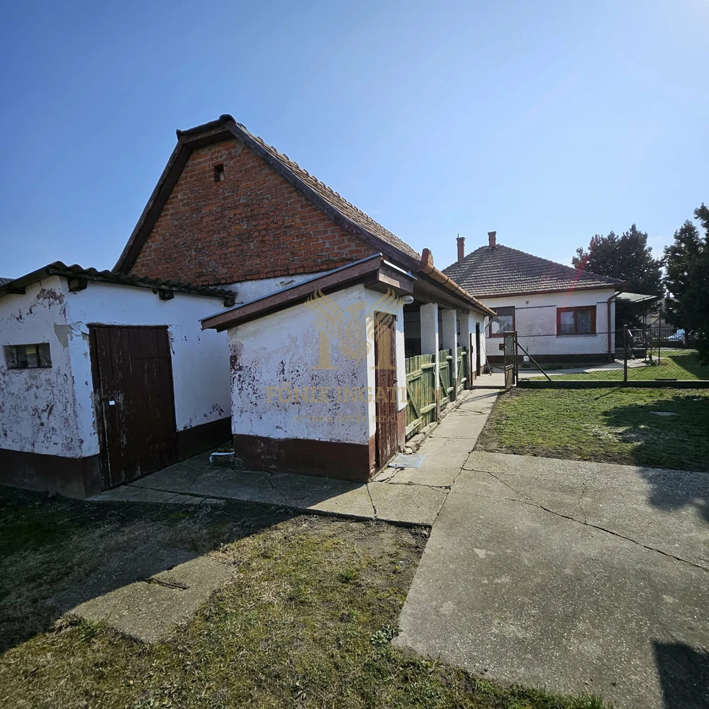 Otthonos családi ház dupla telekkel Kunszentmiklóson – sétatávolságra a központtól!