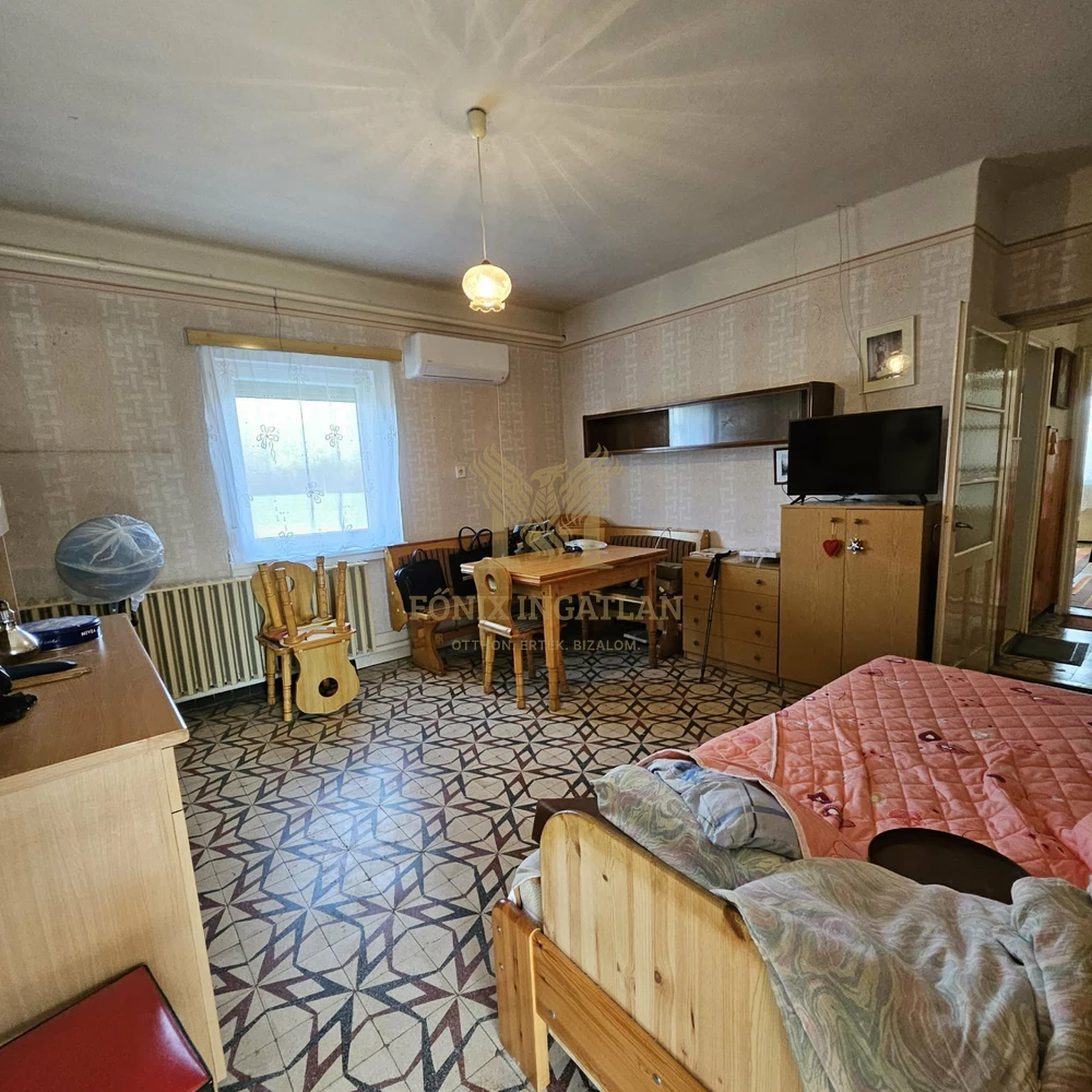 Kivételes lehetőség Kunszentmiklóson – tanya 34 hektár földterülettel, Kunbábony részen!