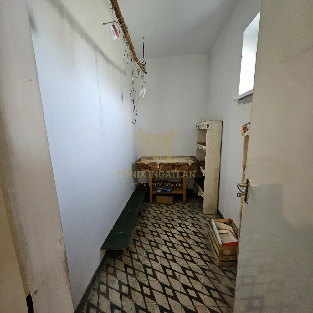 Kivételes lehetőség Kunszentmiklóson – tanya 34 hektár földterülettel, Kunbábony részen!