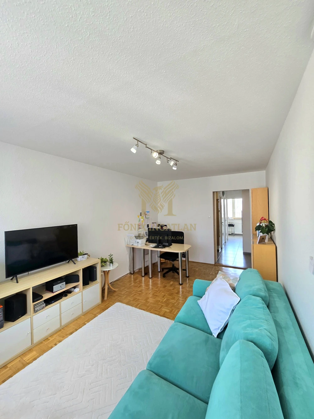 ÚJBUDA XI. kerület egyik legkedveltebb részén az Allende parkban Panelprogramos lakás eladó!