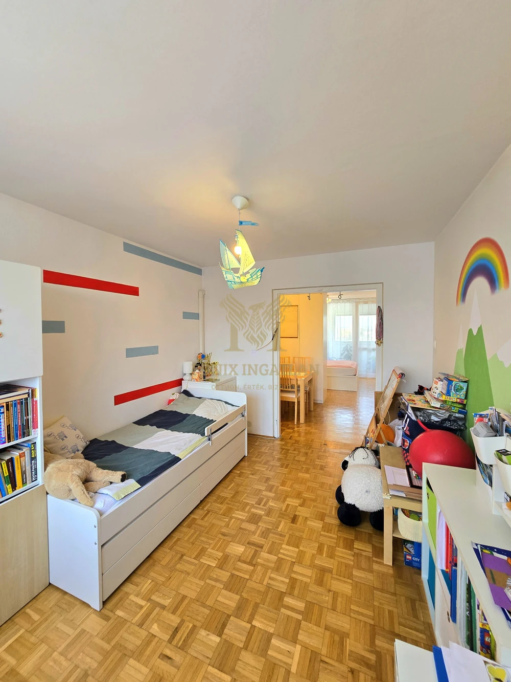 ÚJBUDA XI. kerület egyik legkedveltebb részén az Allende parkban Panelprogramos lakás eladó!