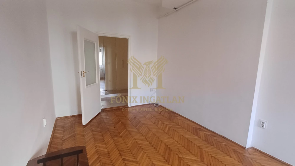 Eladó lakás a Millenáris Park és a Mammut közelében!