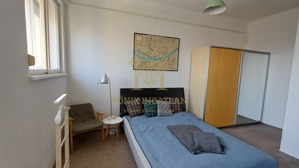 FELHÉVÍZEN PANORÁMÁS, 2 SZOBÁS LAKÁS ELADÓ!