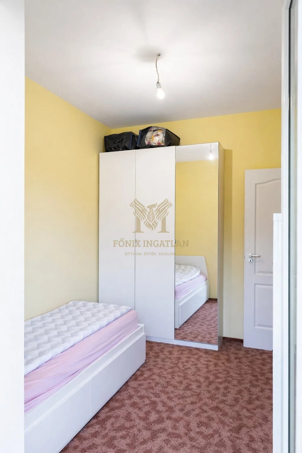 Vecsés Andrássytelep! 2 szintes, saját kert + 2 autóbeállós – alacsony rezsijű sorházi lakás eladó