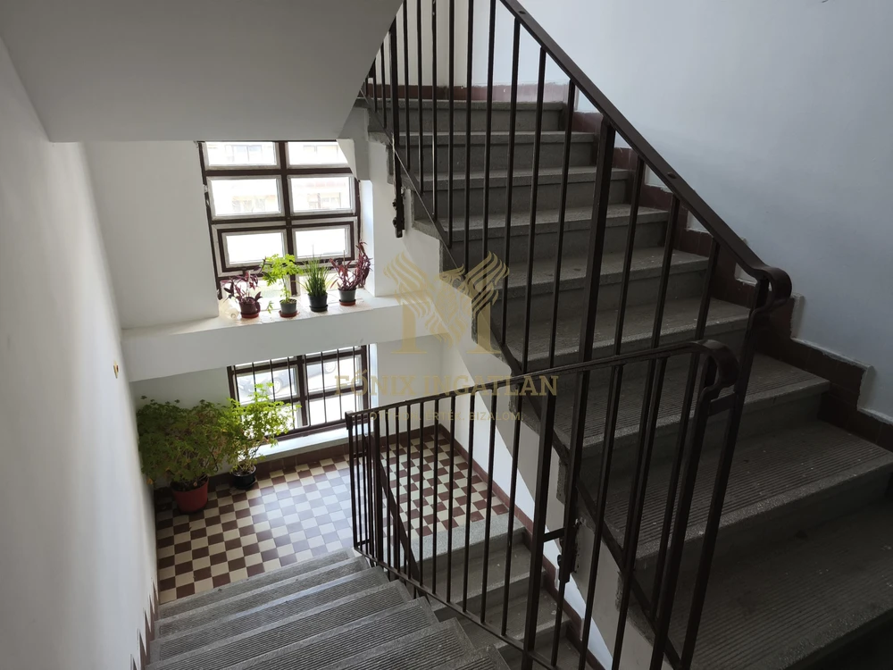 Napfényes lakás Siófok belvárosában csendes, zöld környezetben, zárt parkolóval