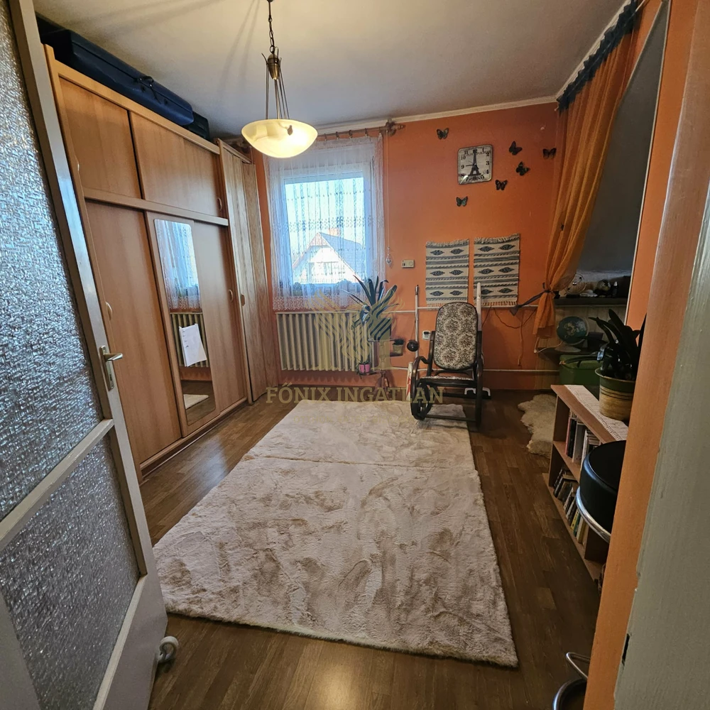 Nyugalom, tér és otthonosság egy helyen – Felsőpakonyban!