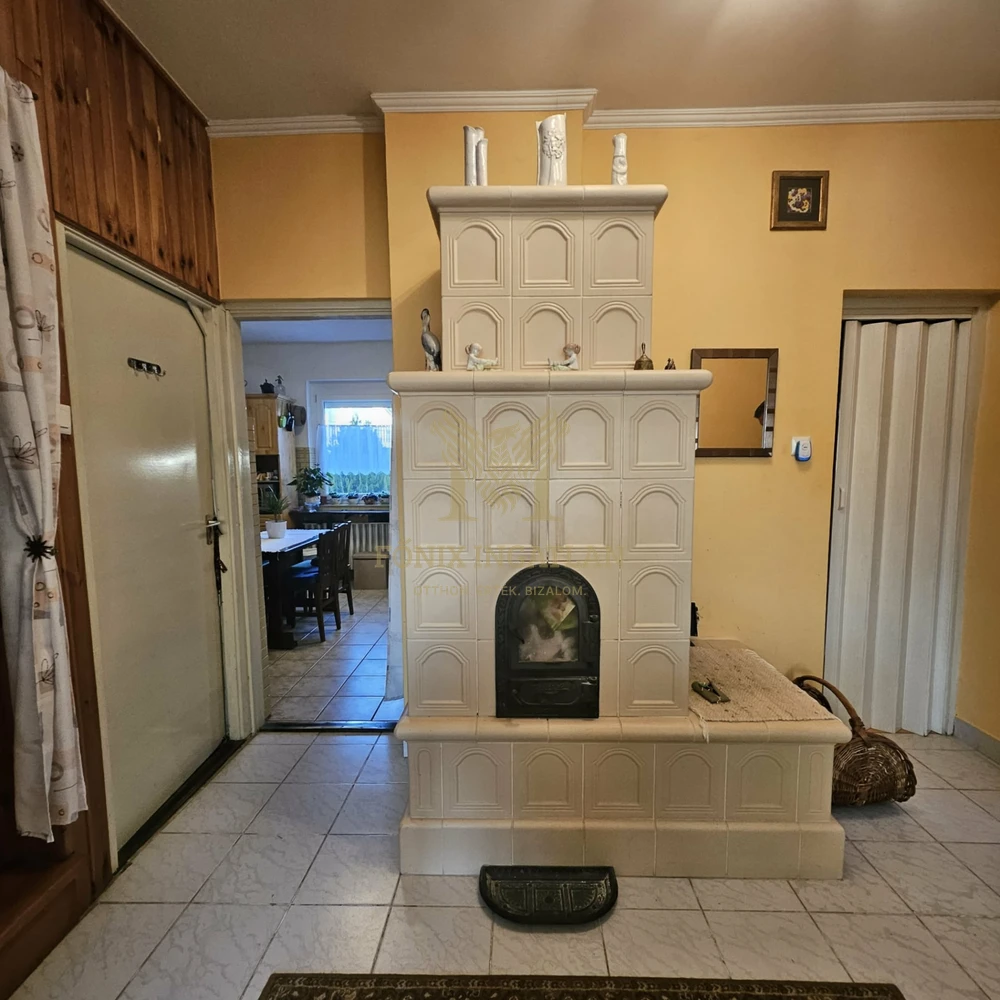 Nyugalom, tér és otthonosság egy helyen – Felsőpakonyban!