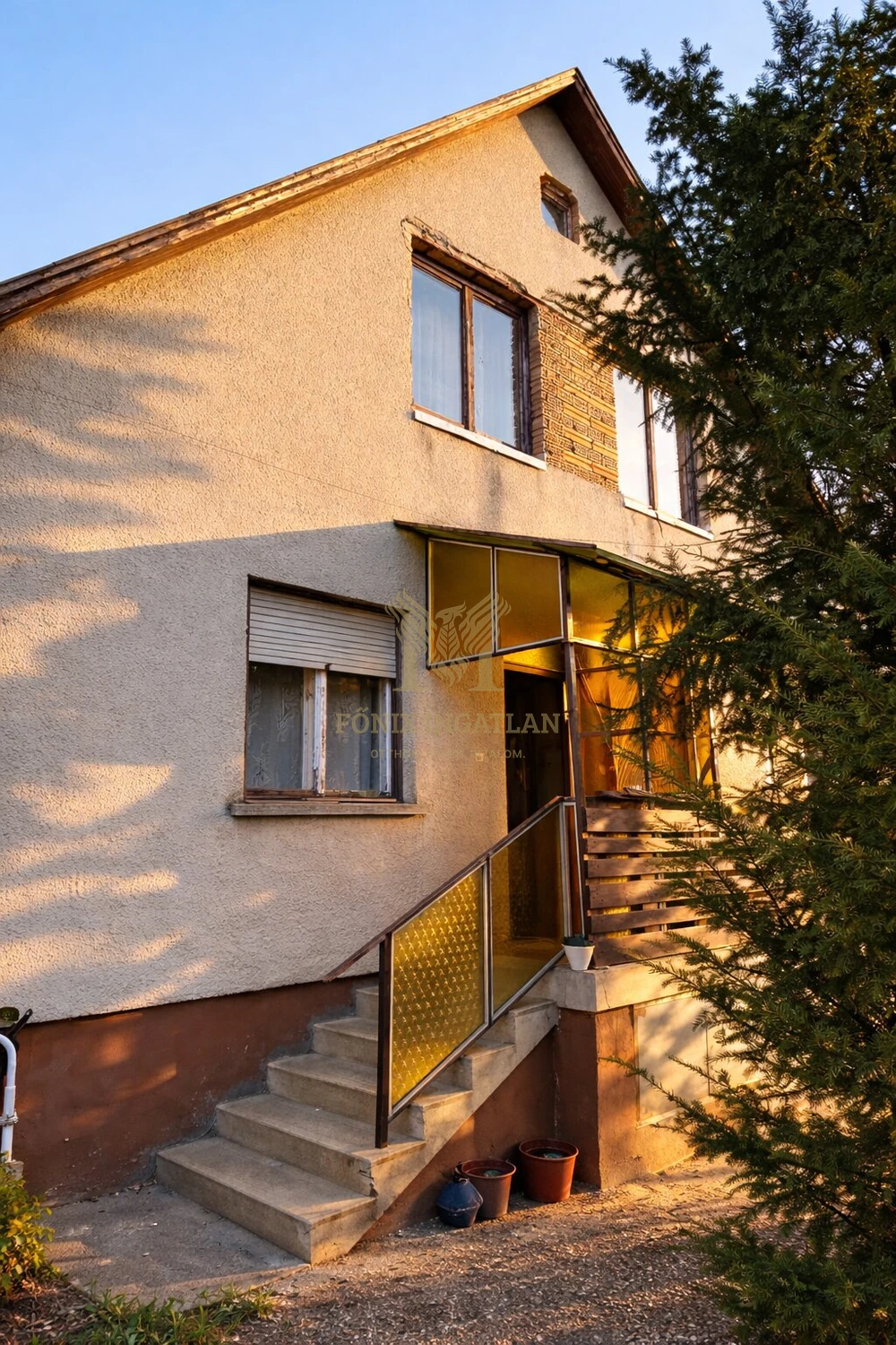 Kétgenerációs családi ház Rákoscsabán – 140 m² lakótér, 741 m² telek, kiváló elhelyezkedés!