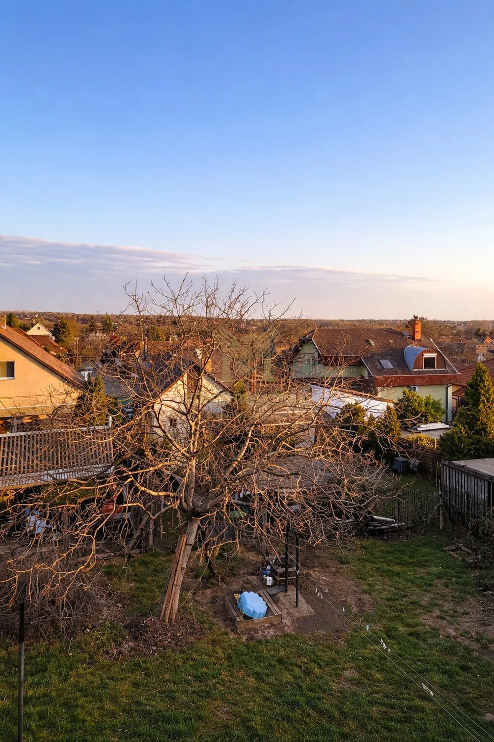 Kétgenerációs családi ház Rákoscsabán – 140 m² lakótér, 741 m² telek, kiváló elhelyezkedés!