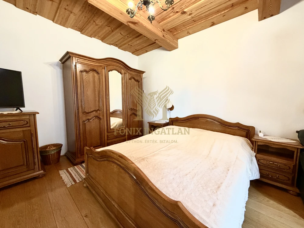 Különleges hangulatú vendégház eladó Püspökladány szívében