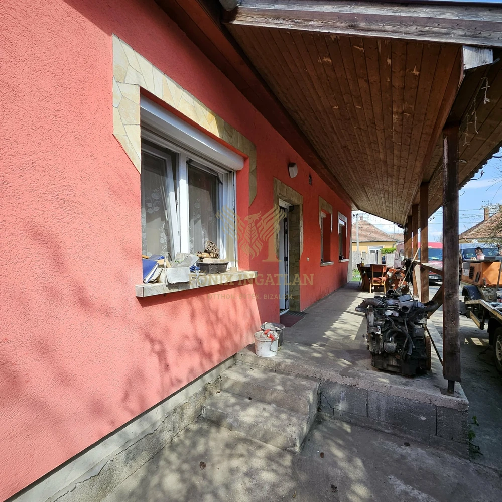 Nyugodt otthon, hatalmas lehetőséggel Kunszentmiklóson! 