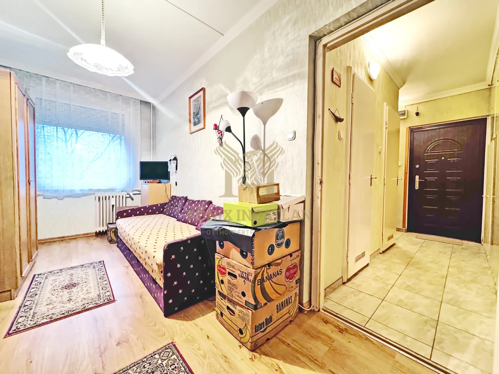 Belváros, Hajó utca, 1.emeleti lakás eladó!