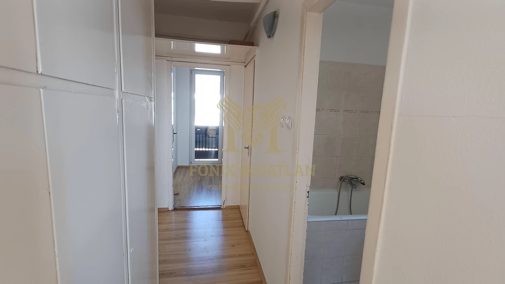 RÓZSADOMBON GYÖNYÖRŰ PANORÁMÁS VILÁGOS LAKÁS ELADÓ !!!