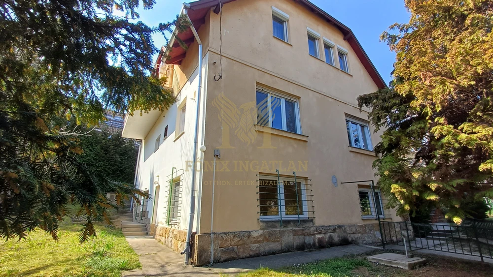 SASHEGYI, KERTKAPCSOLATOS LAKÁS ELADÓ
