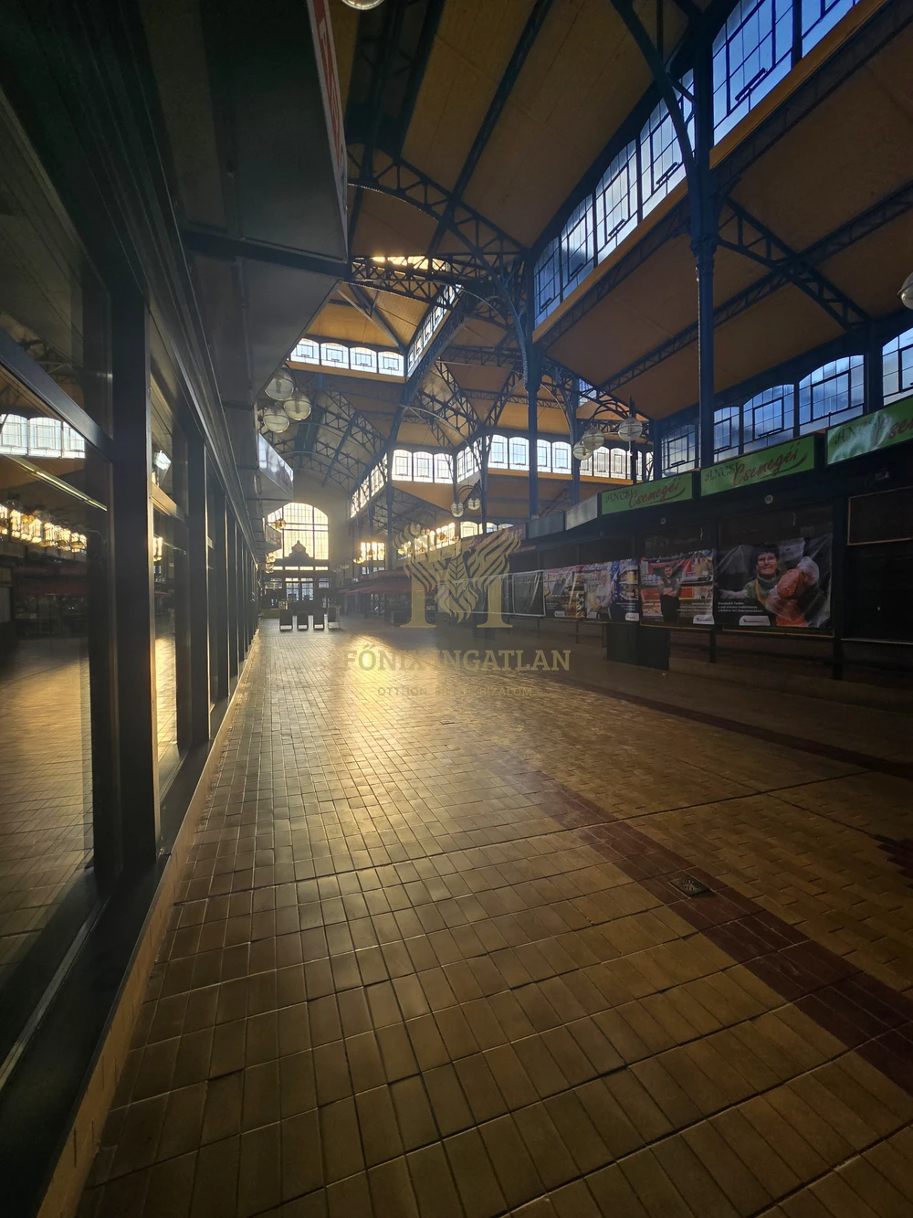 SZUPERLOKALIZÁLT! VÍG UTCA - CSARNOKNEGYED!