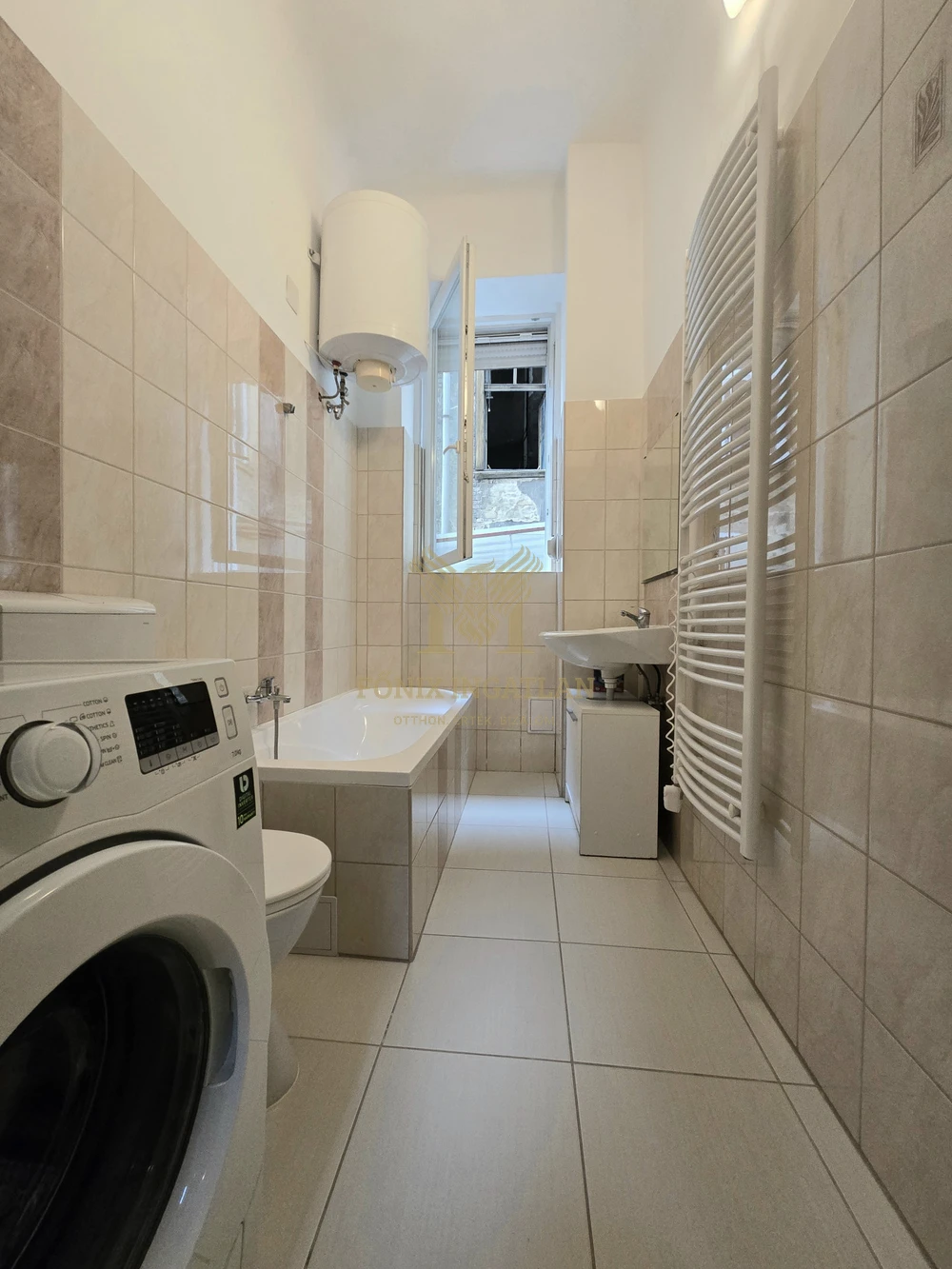 SZUPERLOKALIZÁLT! VÍG UTCA - CSARNOKNEGYED!