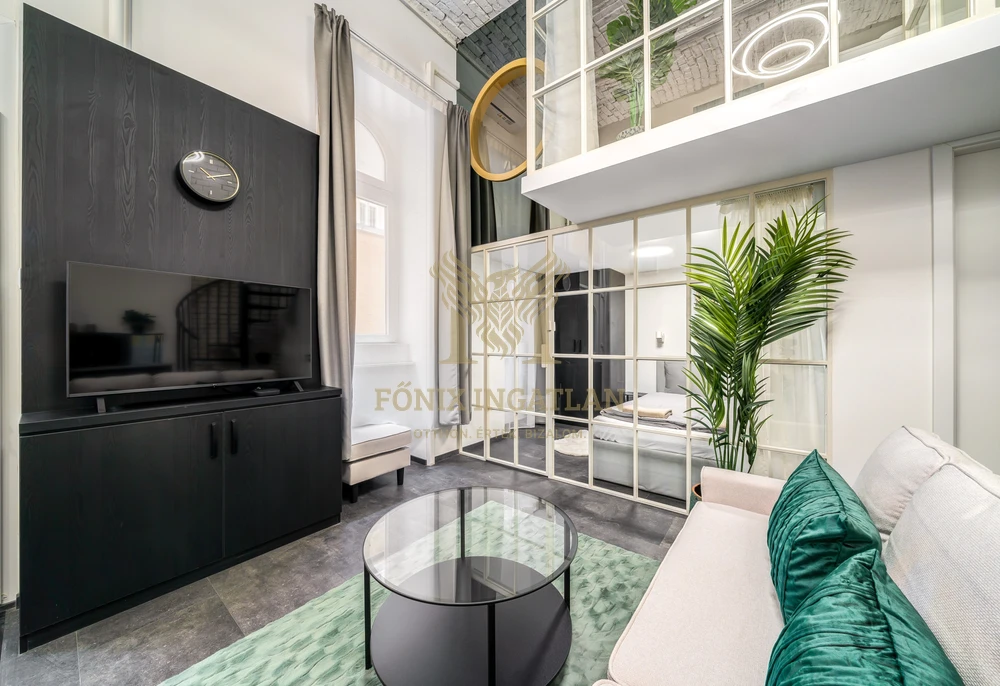 Budapest VI. kerület – Paulay Ede utcában egyedi kialakítású, prémium lakás eladó