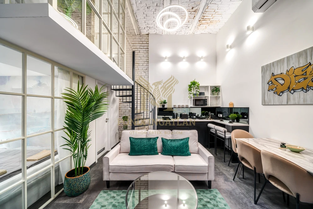 Budapest VI. kerület – Paulay Ede utcában egyedi kialakítású, prémium lakás eladó