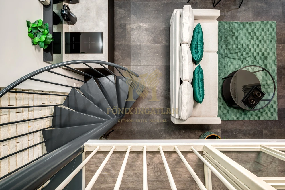 Budapest VI. kerület – Paulay Ede utcában egyedi kialakítású, prémium lakás eladó