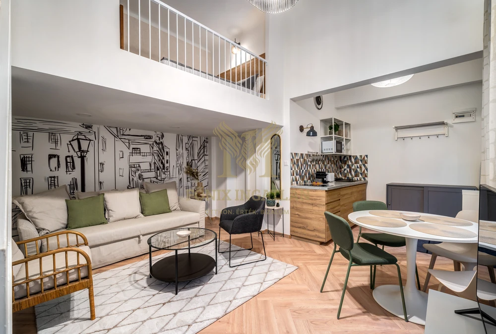 Budapest VI. kerület – Paulay Ede utcában egyedi kialakítású, prémium lakás eladó