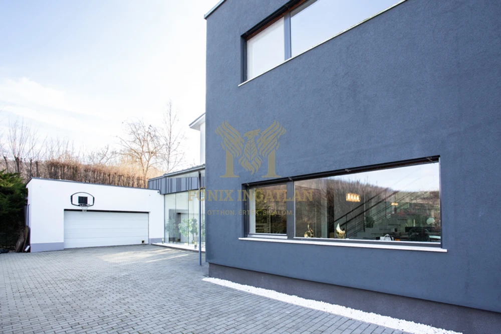 Exkluzív privát birtok Pátyon – kompromisszumok nélküli luxus 20 percre Budapesttől