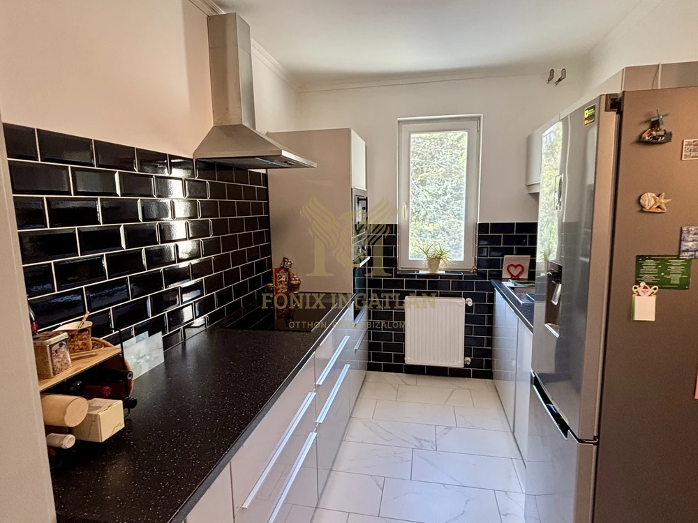 Marcibányi tér felett kiváló állapotú lakás eladó!