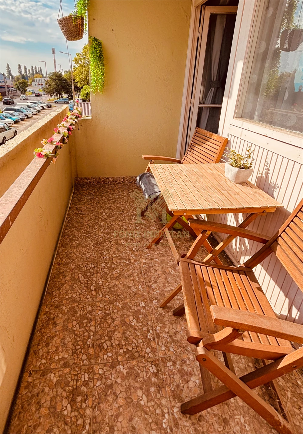 CSEPEL BELVÁROSÁBAN, ERKÉLYES, 1+2 FÉLSZOBÁS LAKÁS ELADÓ