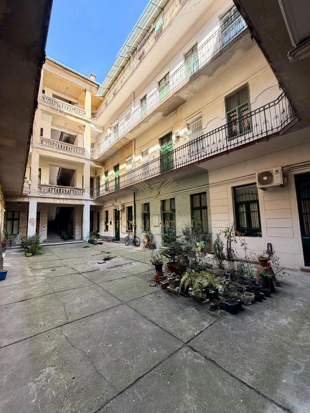 MOM PARK KÖZELÉBEN ELADÓ LAKÁS-BEFEKTETŐKNEK és EGYETEMET KEZDŐKNEK IS KIVÁLÓ LEHETŐSÉG