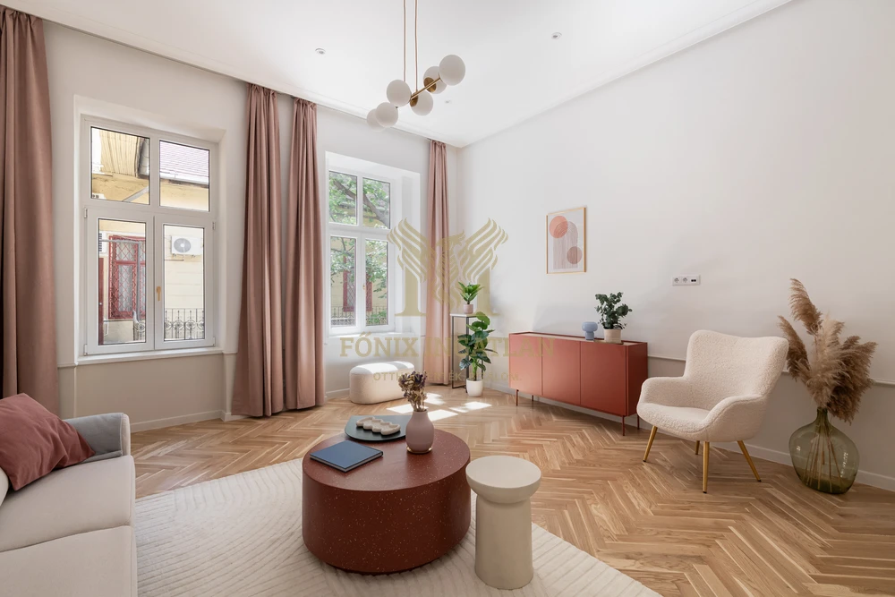 LUXUS, ELEGANCIA ÉS NAGYPOLGÁRI ÉLETÉRZÉS – EGY KARNYÚJTÁSNYIRA AZ ANDRÁSSY ÚTTÓL!