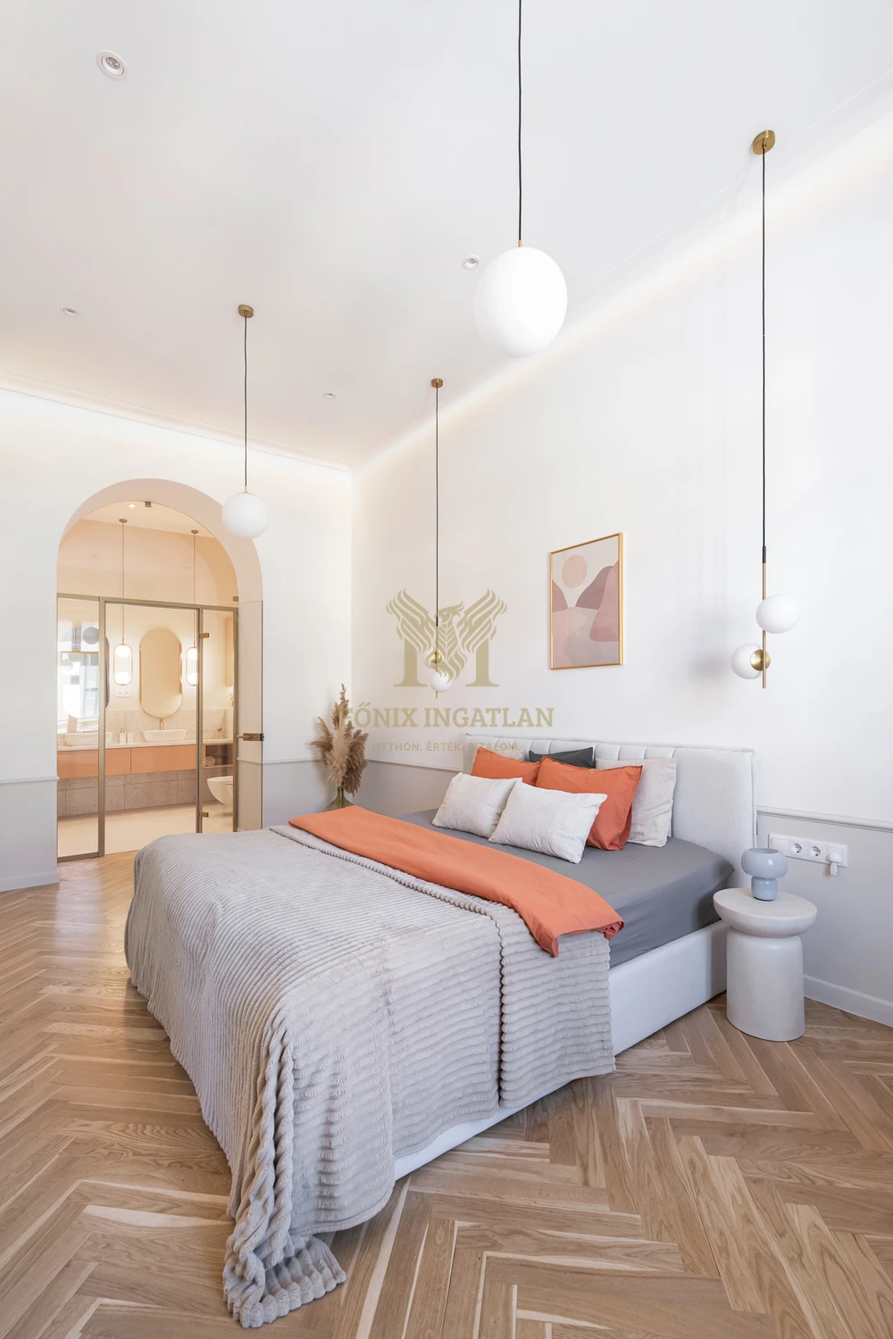 LUXUS, ELEGANCIA ÉS NAGYPOLGÁRI ÉLETÉRZÉS – EGY KARNYÚJTÁSNYIRA AZ ANDRÁSSY ÚTTÓL!