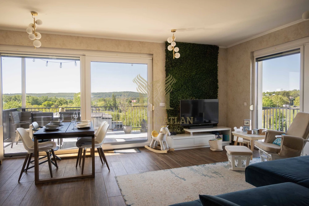 Penthouse életérzés Madárhegyen – 4 lakásos társasház!