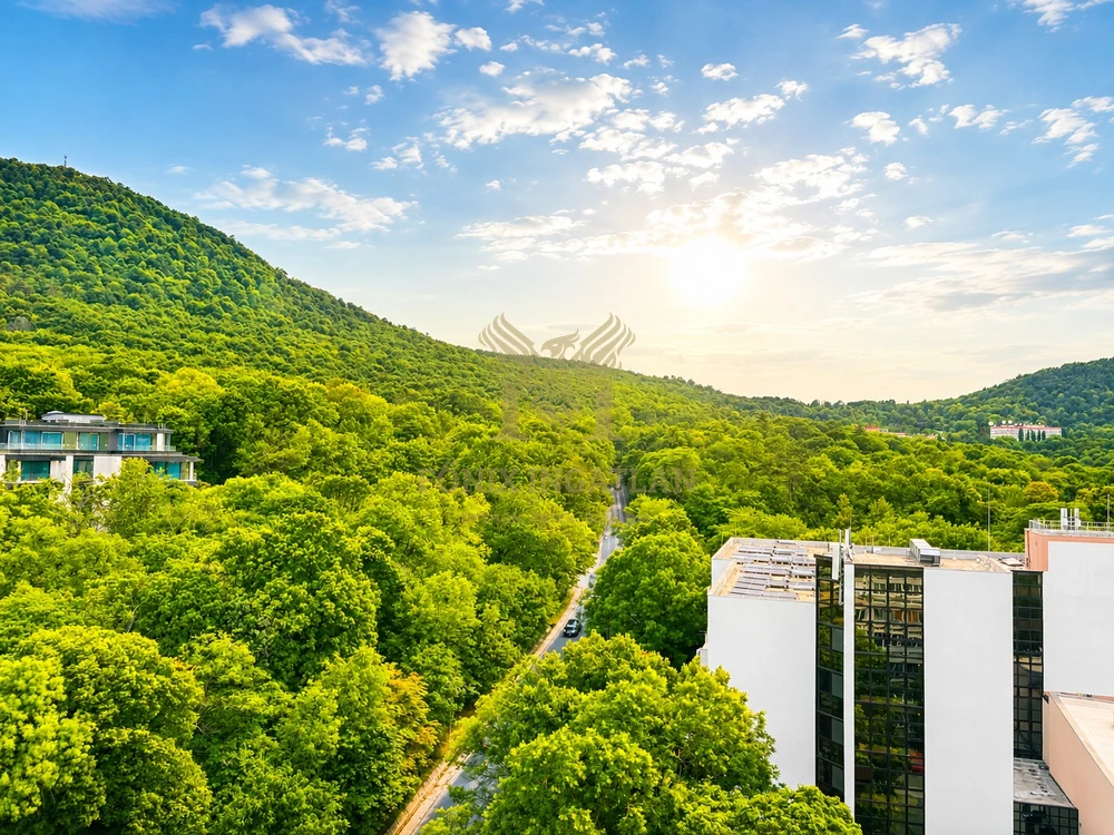 Eladó panorámás, napfényes lakás a Hárshegy lábánál – Budapest II. kerület