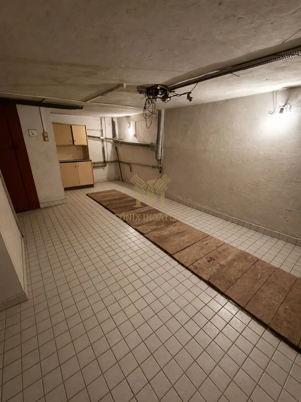 Praktikus elosztású családi ház kivételes lehetőségekkel Érd parkvárosában!